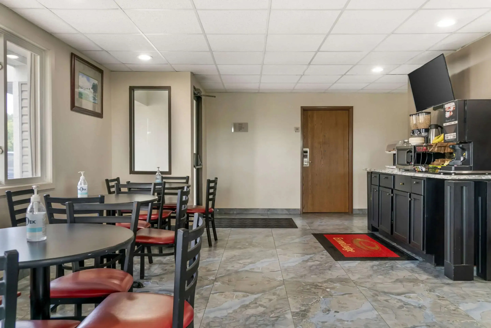 Econo Lodge Traverse City South