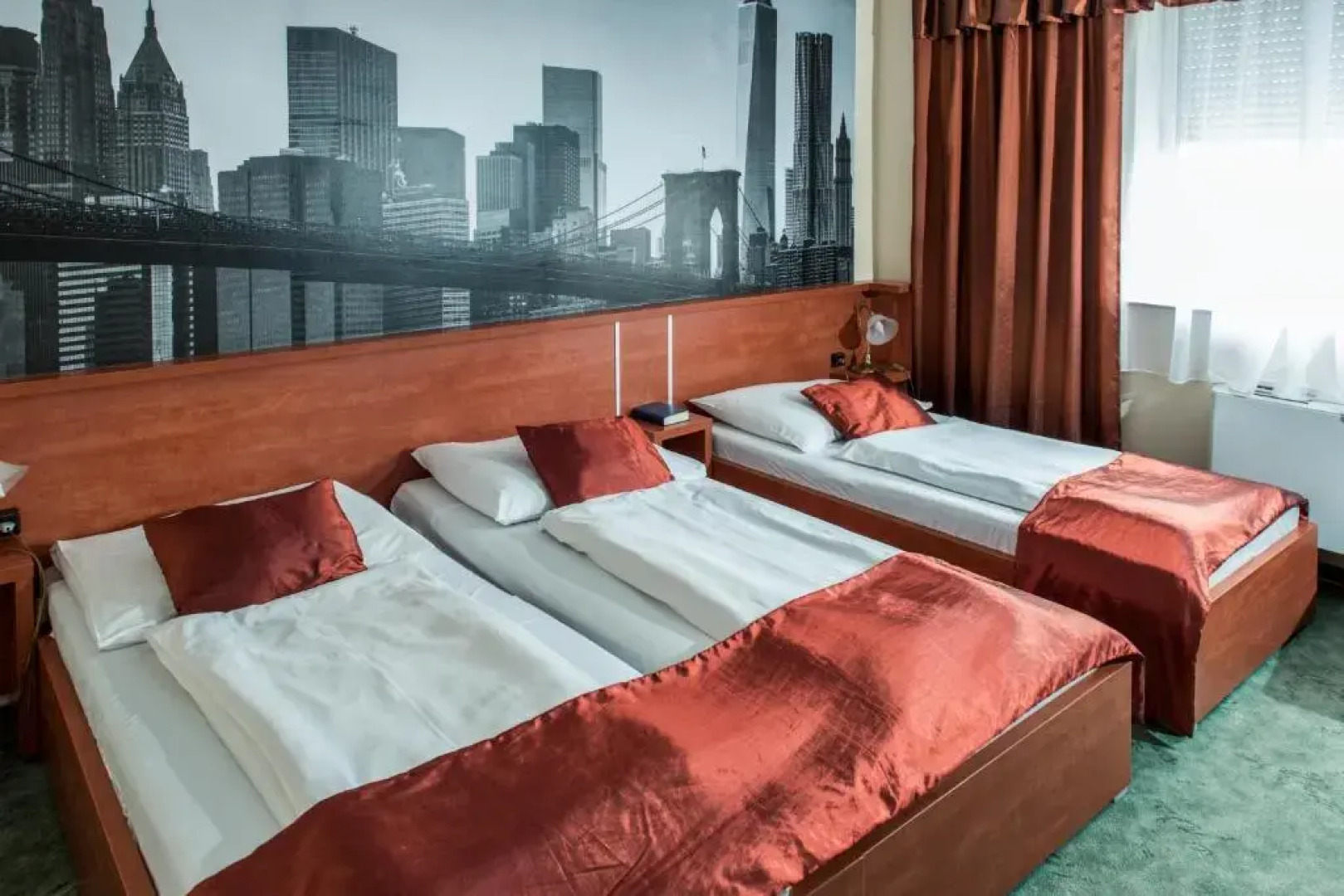 Europa Hotel És Étterem