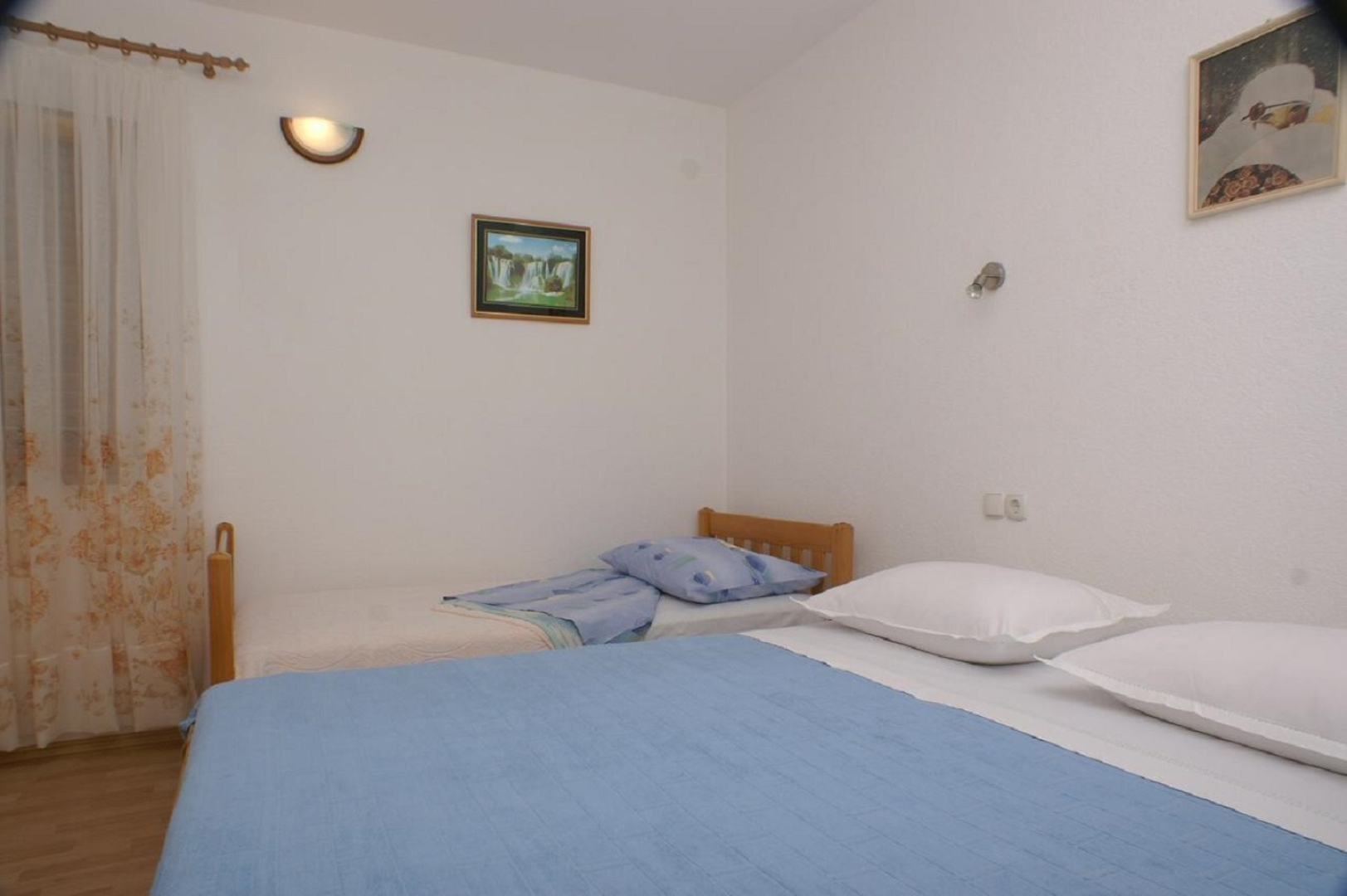 Apartment Niko - 50 m from pebble beach: A5 Prizemlje Pisak, Riviera Omis