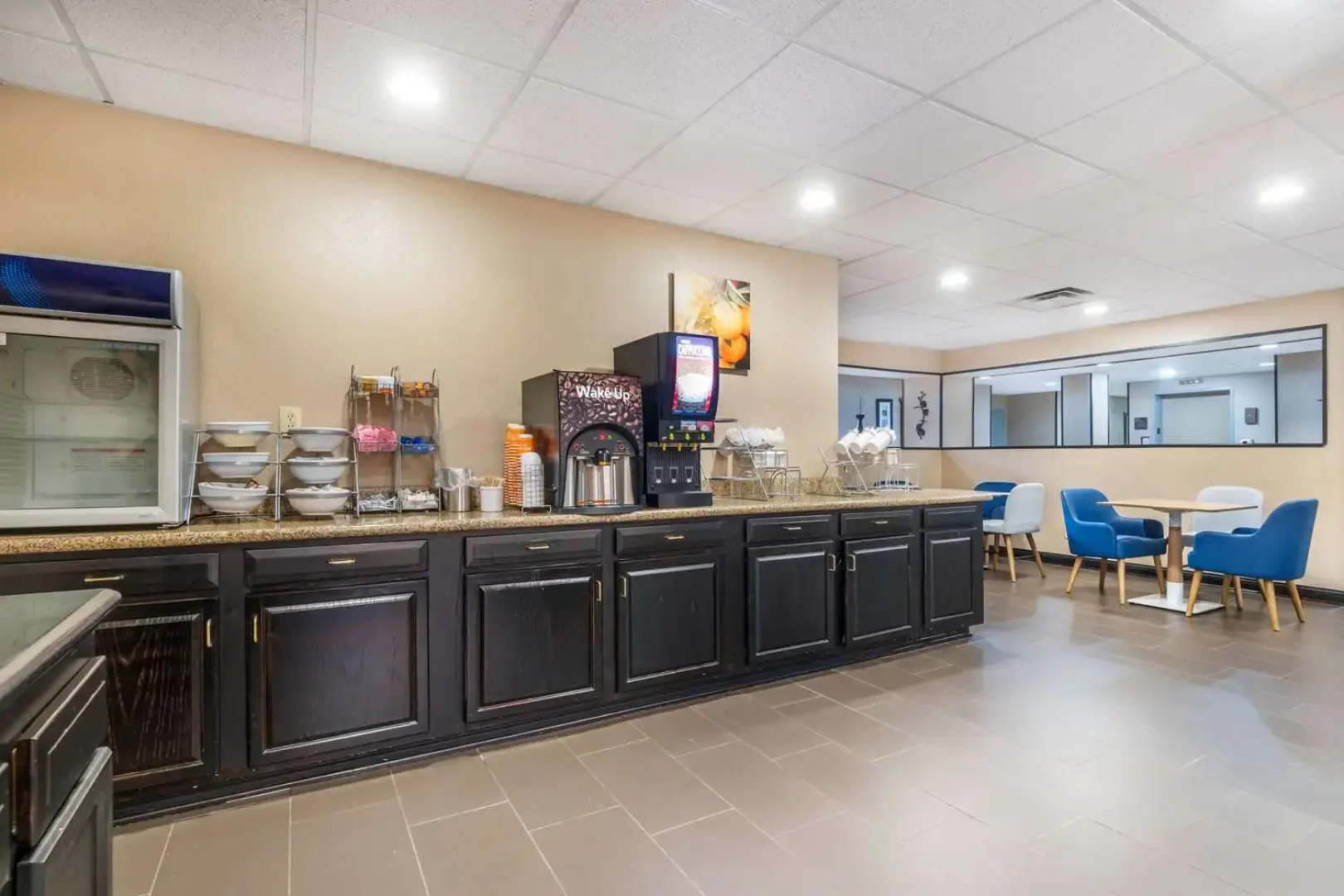 Comfort Suites Louisville Airport