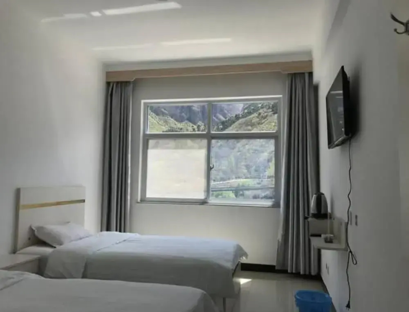 Pingshun Fuya Fengqing Hotel
