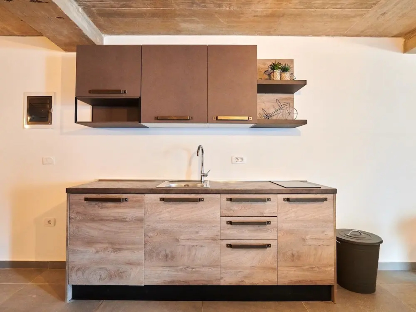 Beautifully decorated villa with pool ideal for vacation with your family.