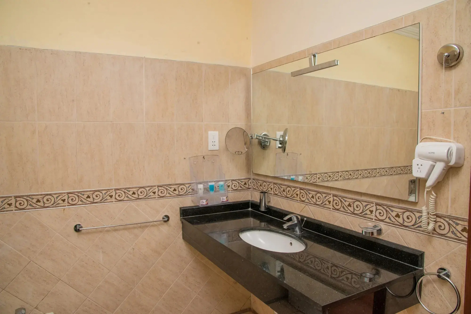 Sunrise Beach Resort