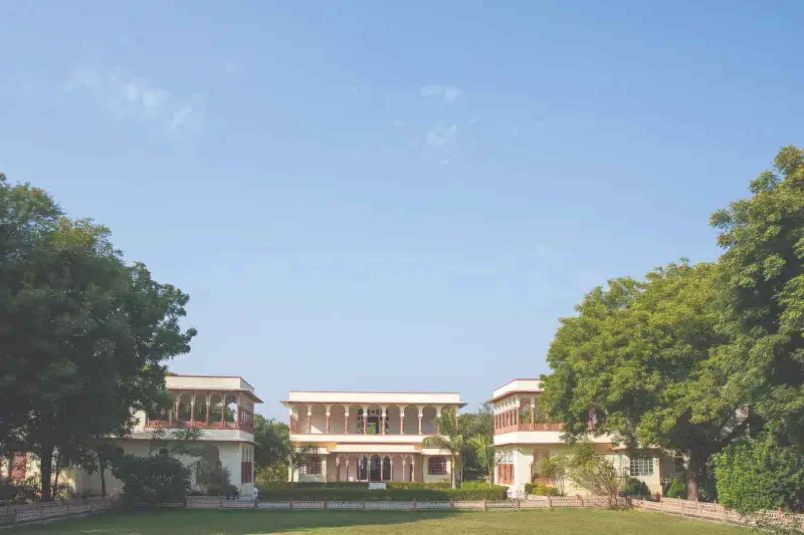Shahpura Abhaneri Resort