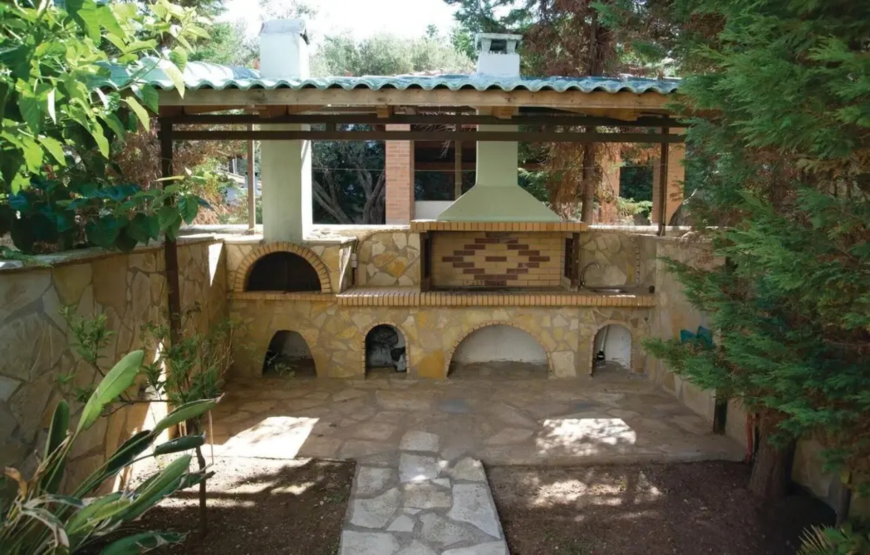 Awesome Home in Diakopto Achaias P. With 3 Bedrooms and Wifi