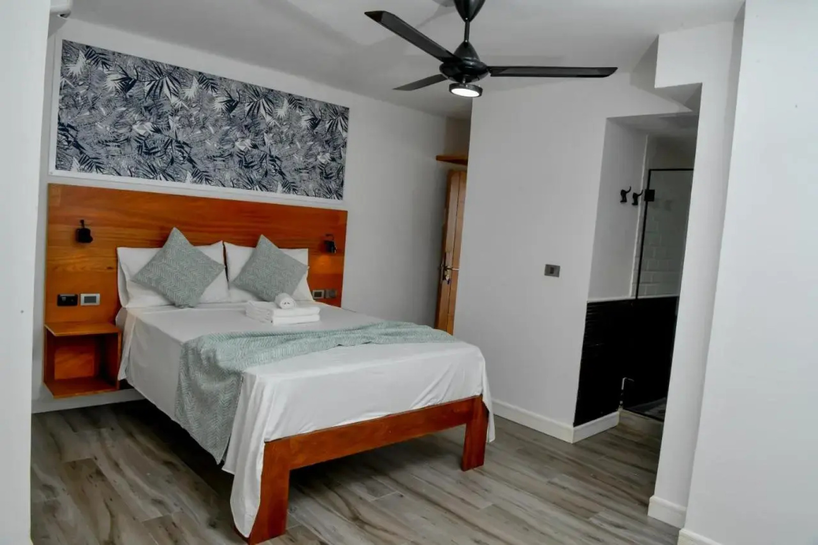 Yara Beach Apartahotel