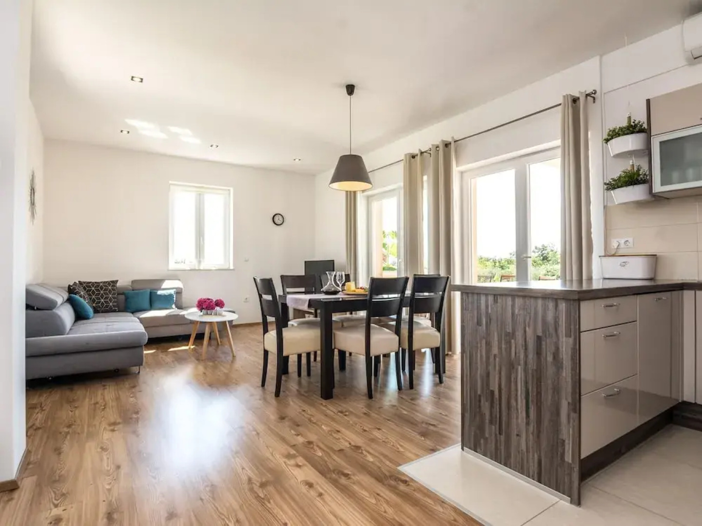 Villa Josipa-with Pool and Beautiful Garden