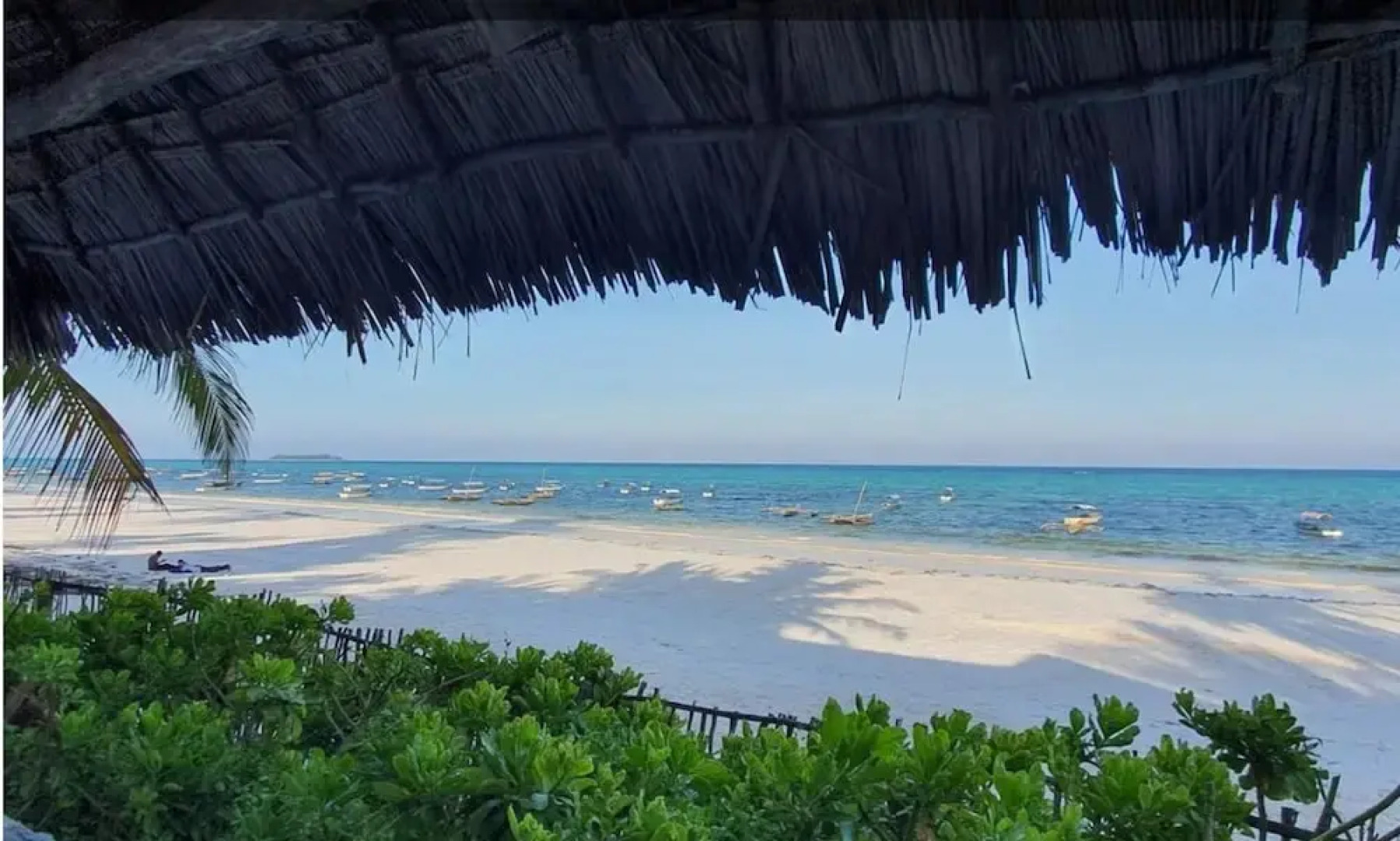 Room in Guest Room - Romantic Room With Access to Beach Ideal for 2 Guests, in Kigomani, Zanzibar