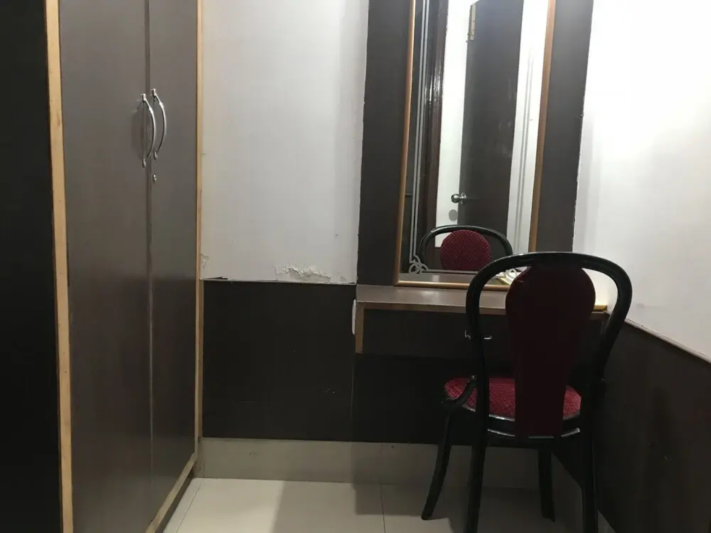 Hotel Minakshi International