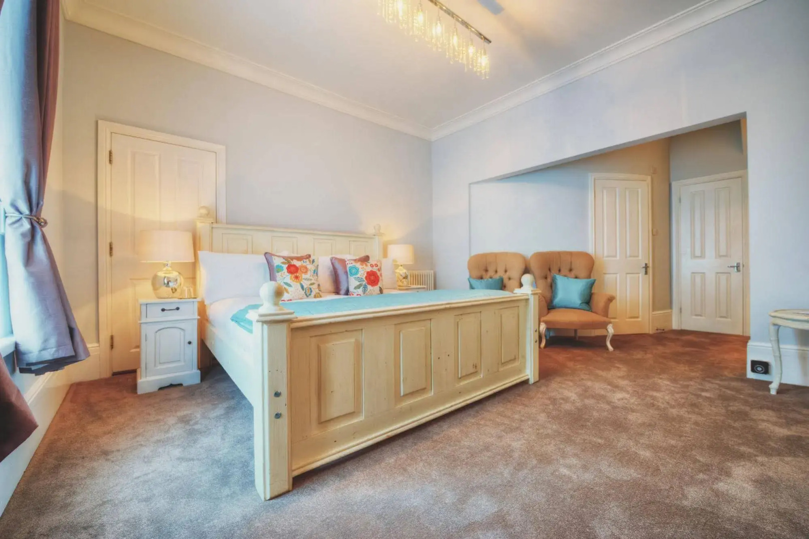 Somerset House Hotel & Restaurant