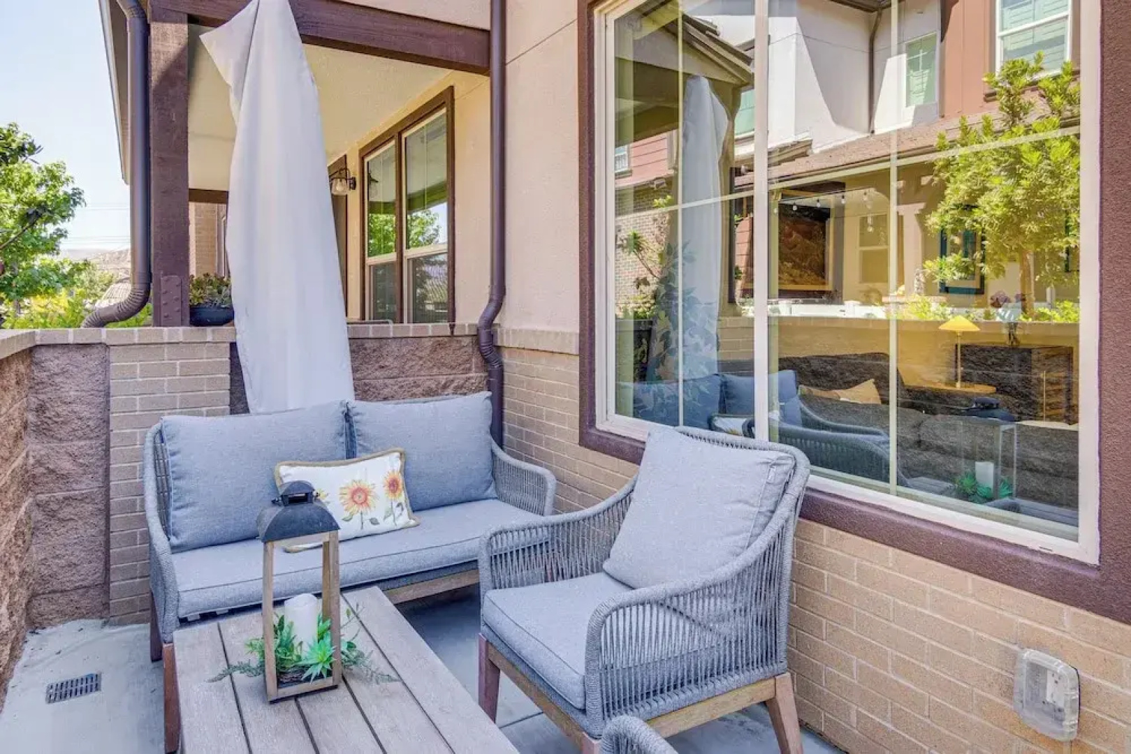 Quiet Simi Valley Home w/ Patio & Pool Access!