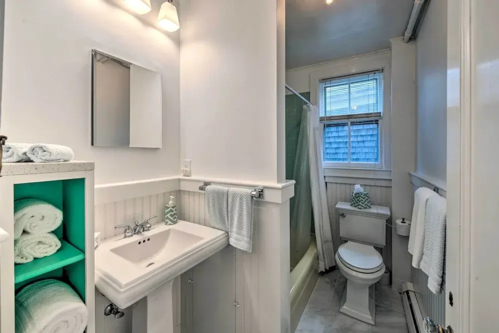 Couples Retreat in Nantucket Walk to Attractions!