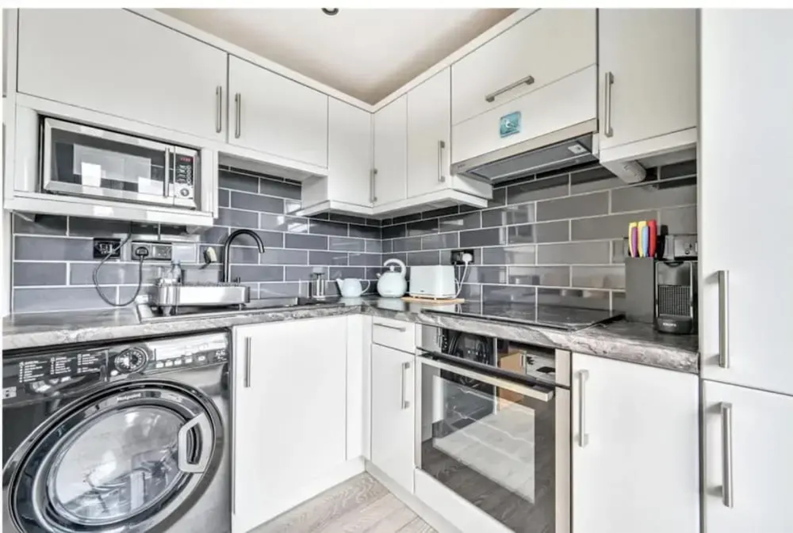 Stunning Compact Apartment Just Outside Looe