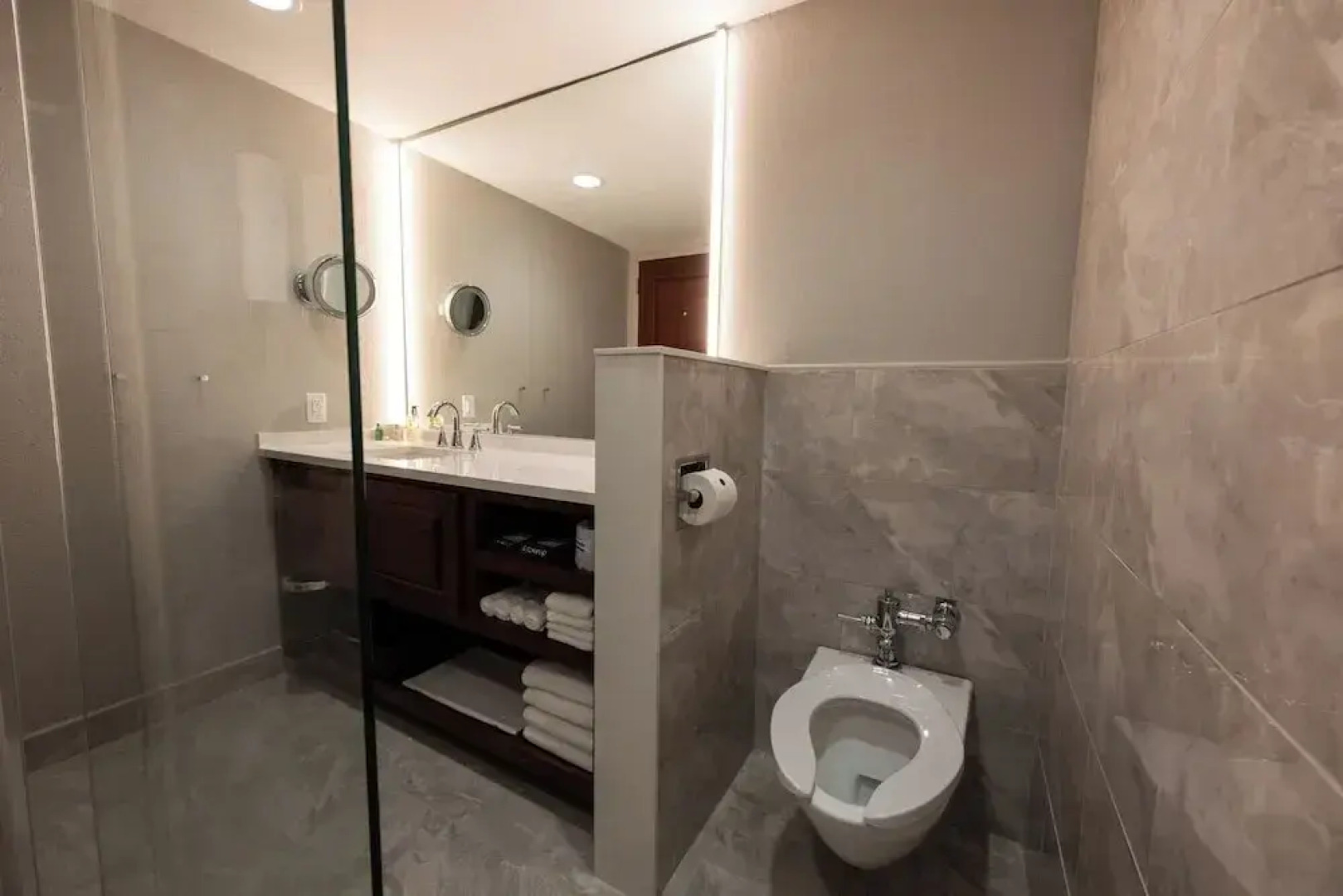 Hillsdale College Dow Hotel and Conference Center