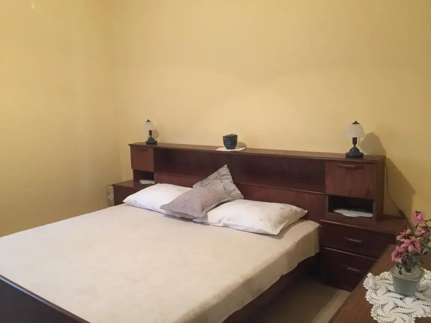Xenia Apartments