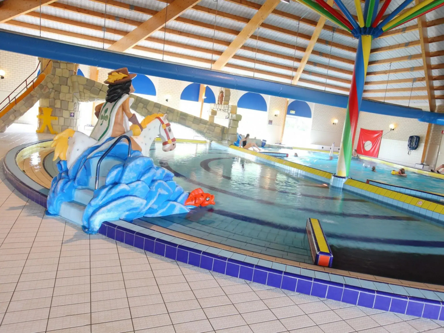 Luxurious villa with sauna, in a holiday park, 900 m. from the beach