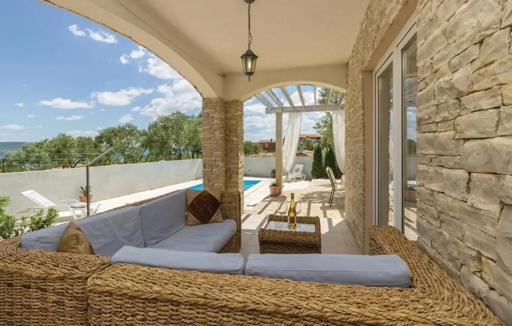 Amazing Home in Dobropoljana With 6 Bedrooms and Outdoor Swimming Pool