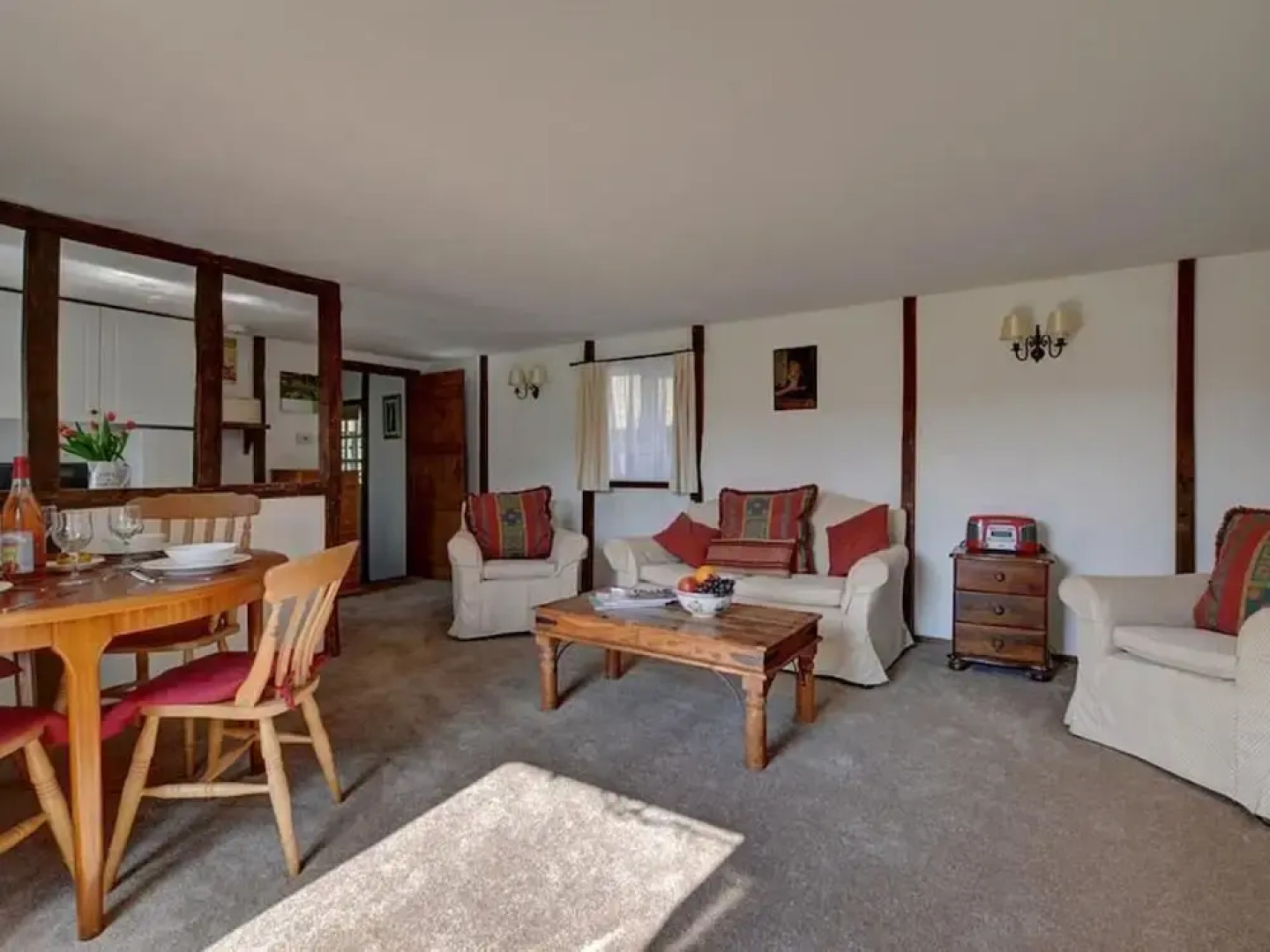 Stunning cottage set in quiet farmyard in Biddenden countryside