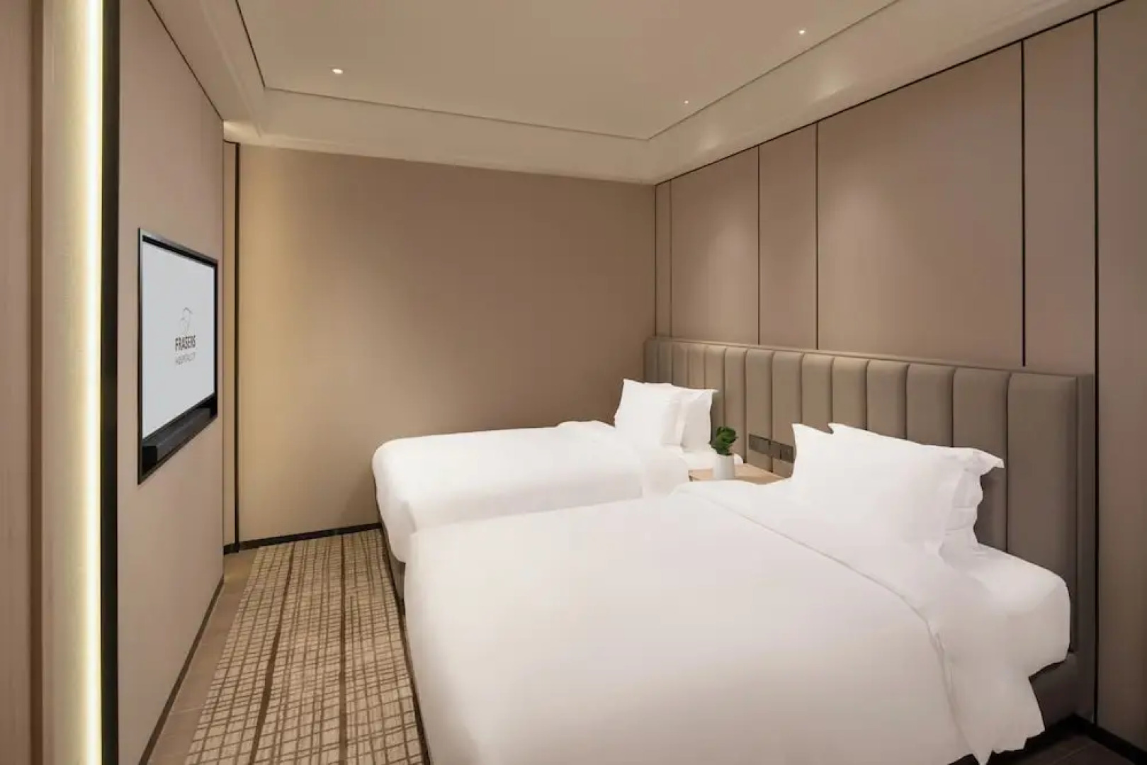 Modena by Fraser Vĩnh Yên