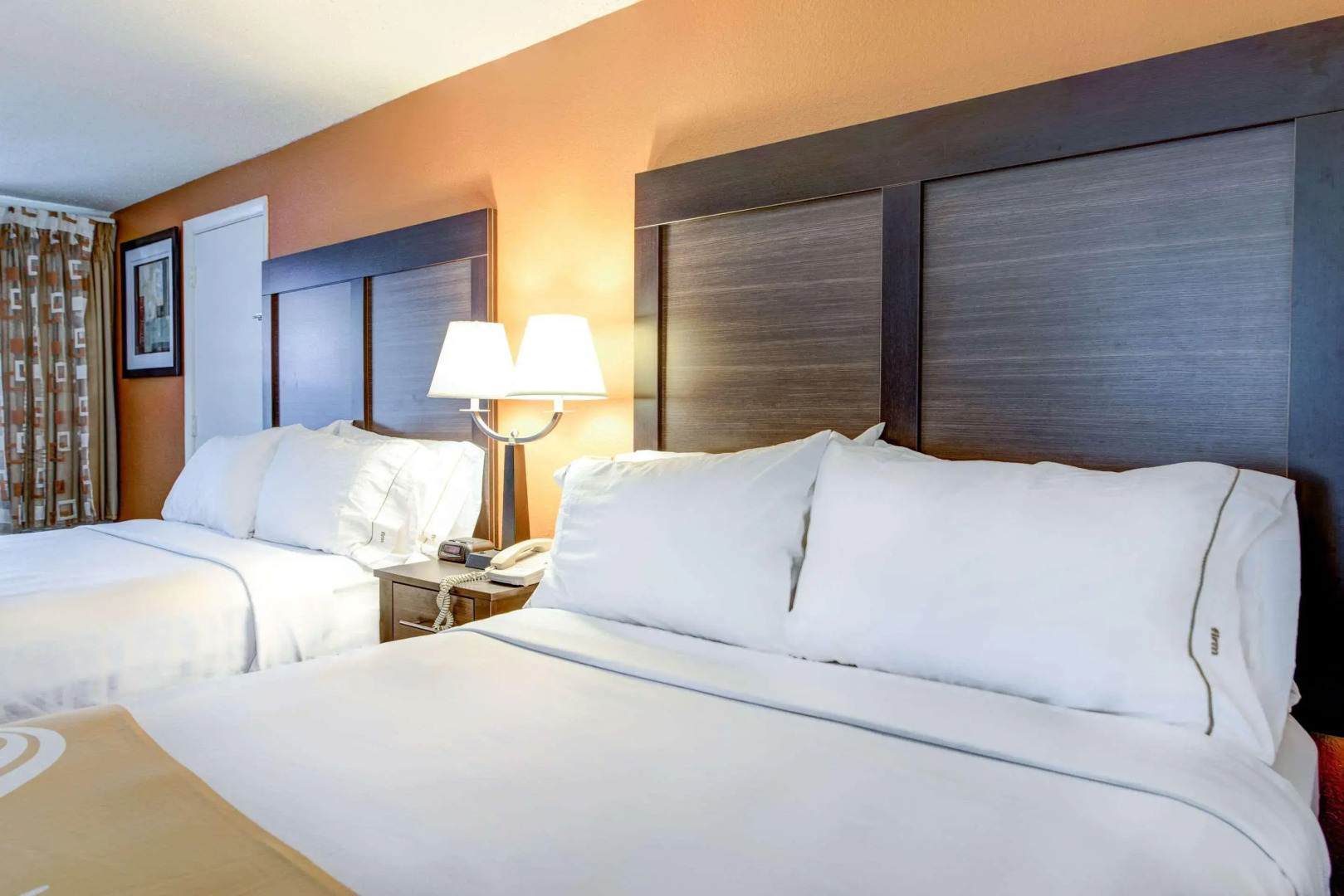 Quality Inn Creekside - Downtown Gatlinburg