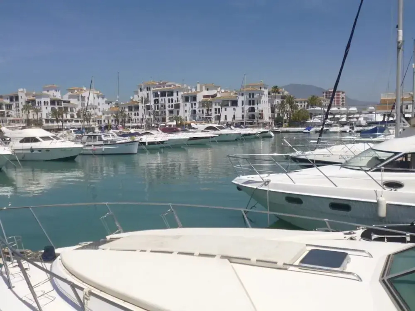 2054-Estupendo apto nuevo-en playa-acceso piscina