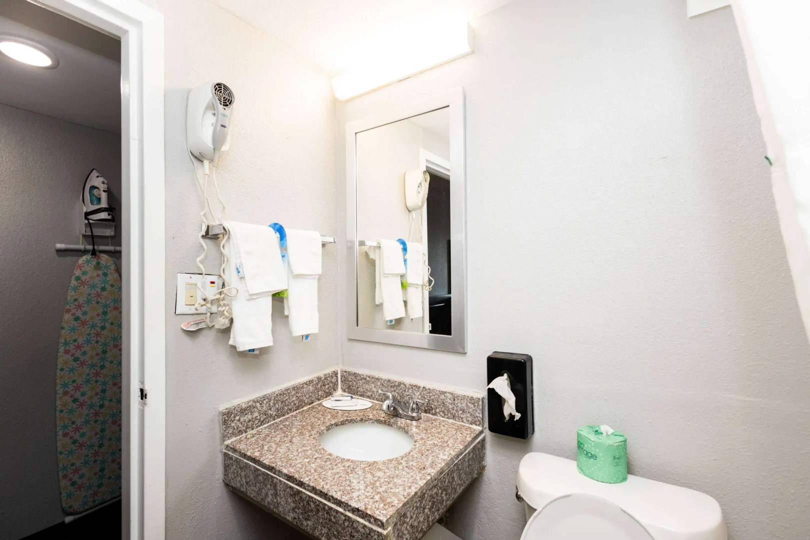 Days Inn by Wyndham Sharonville