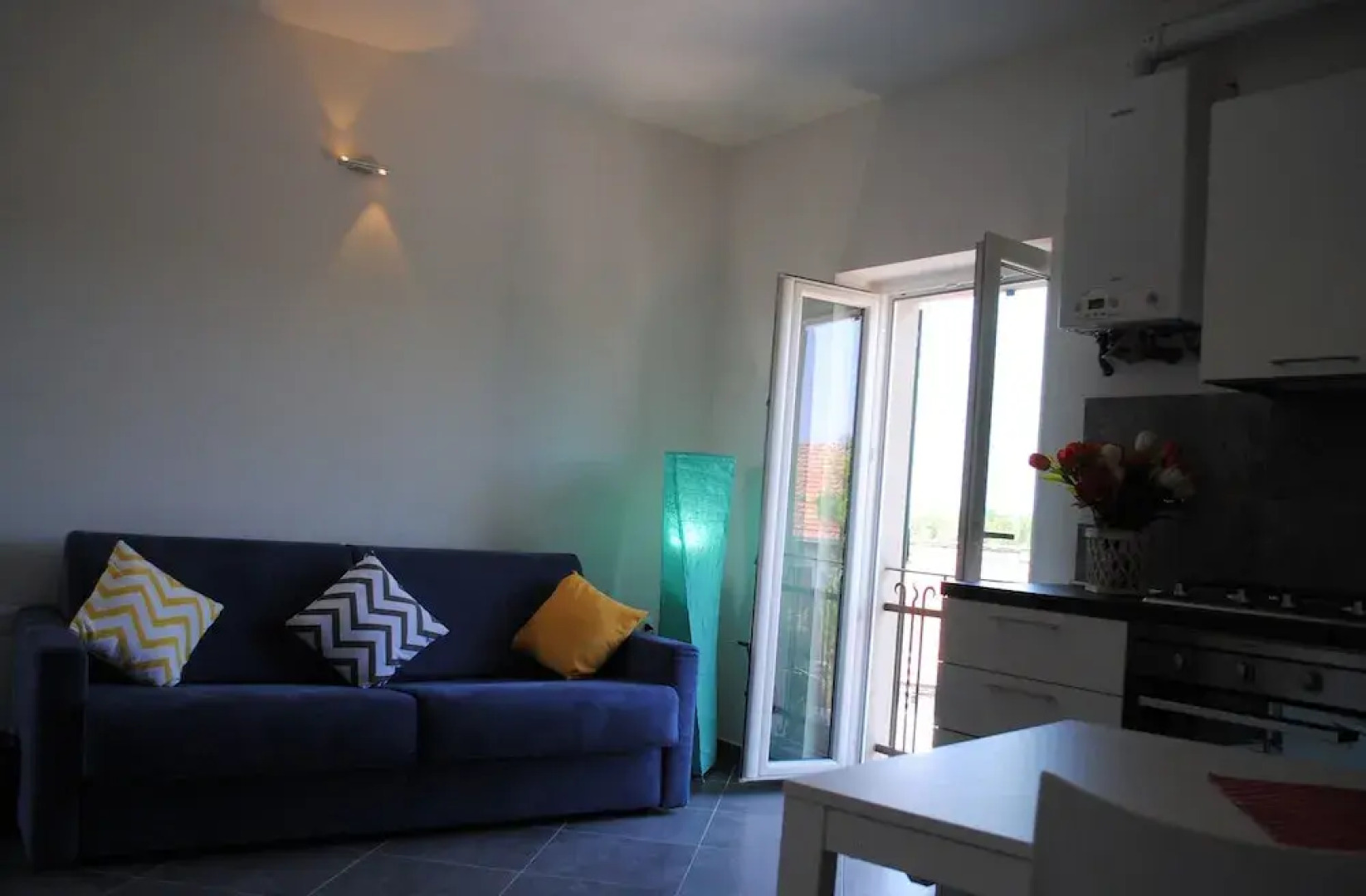 Juelì Apartments Mono