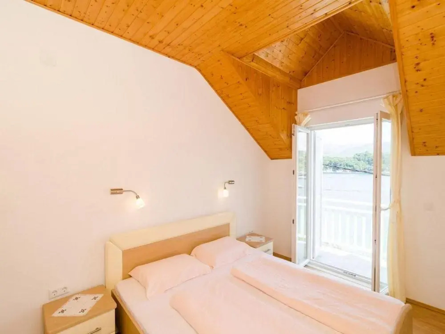 Apartment & Room Maćus