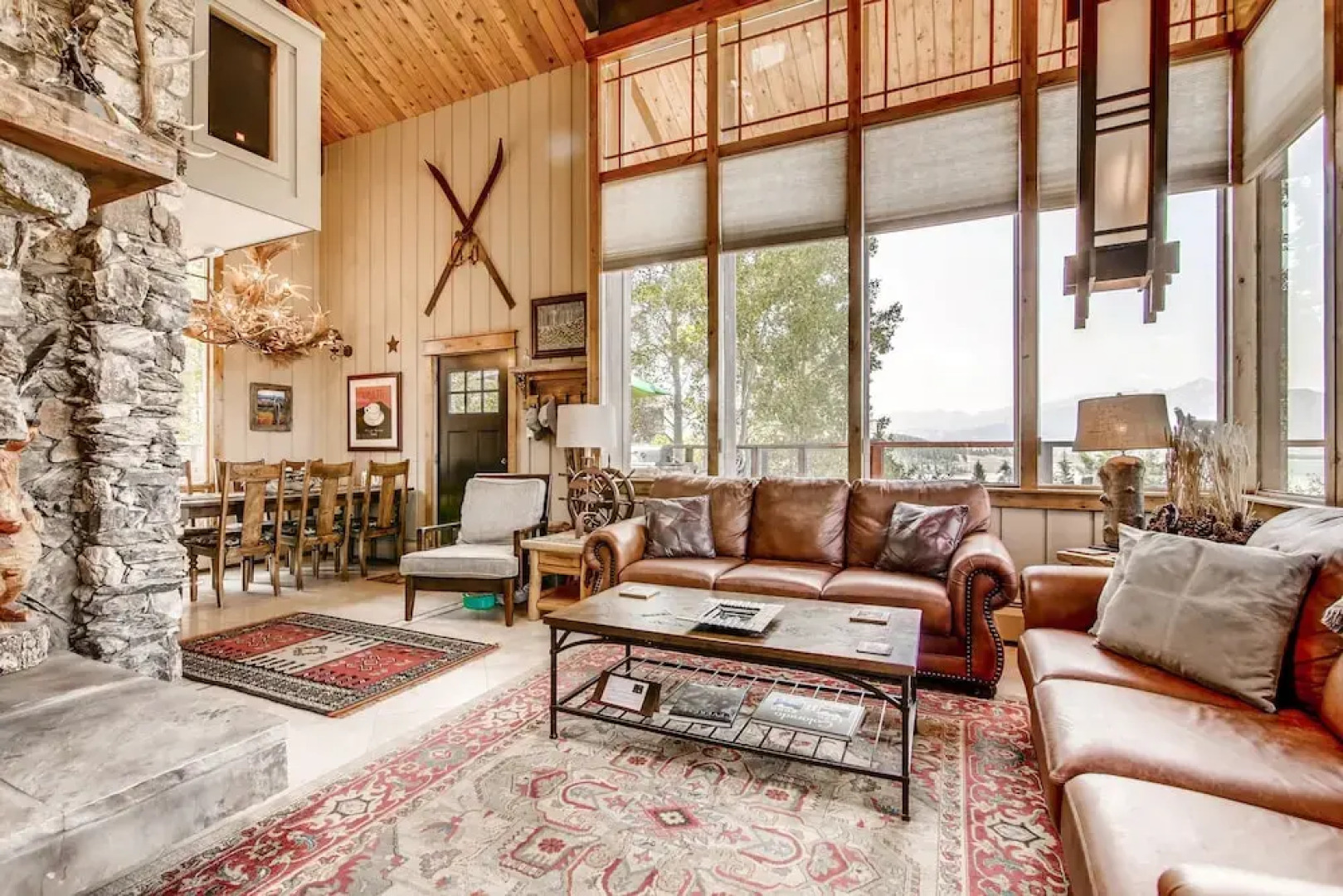 611 Oro Grande Street House 6 Bedrooms 4.5 Bathrooms Home