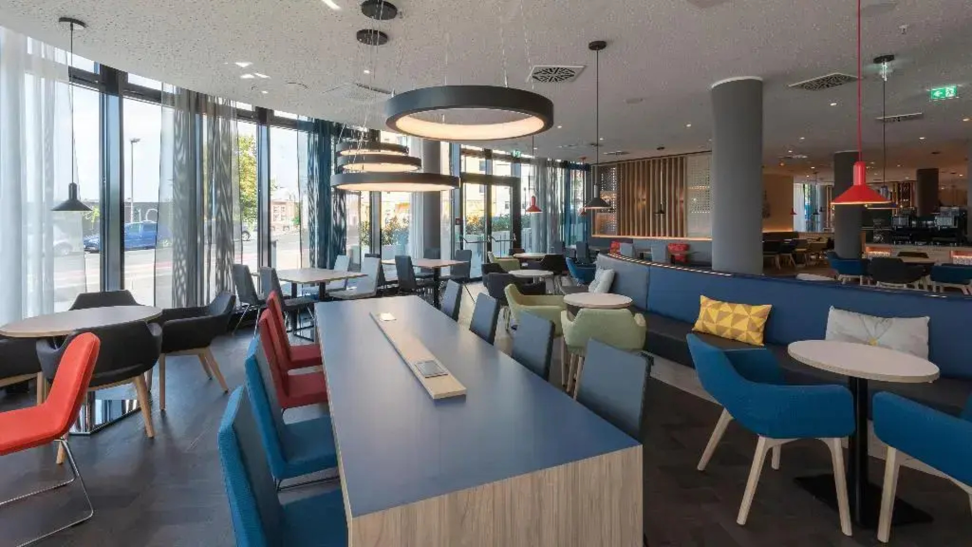 Holiday Inn Express Düsseldorf – Hauptbahnhof by IHG
