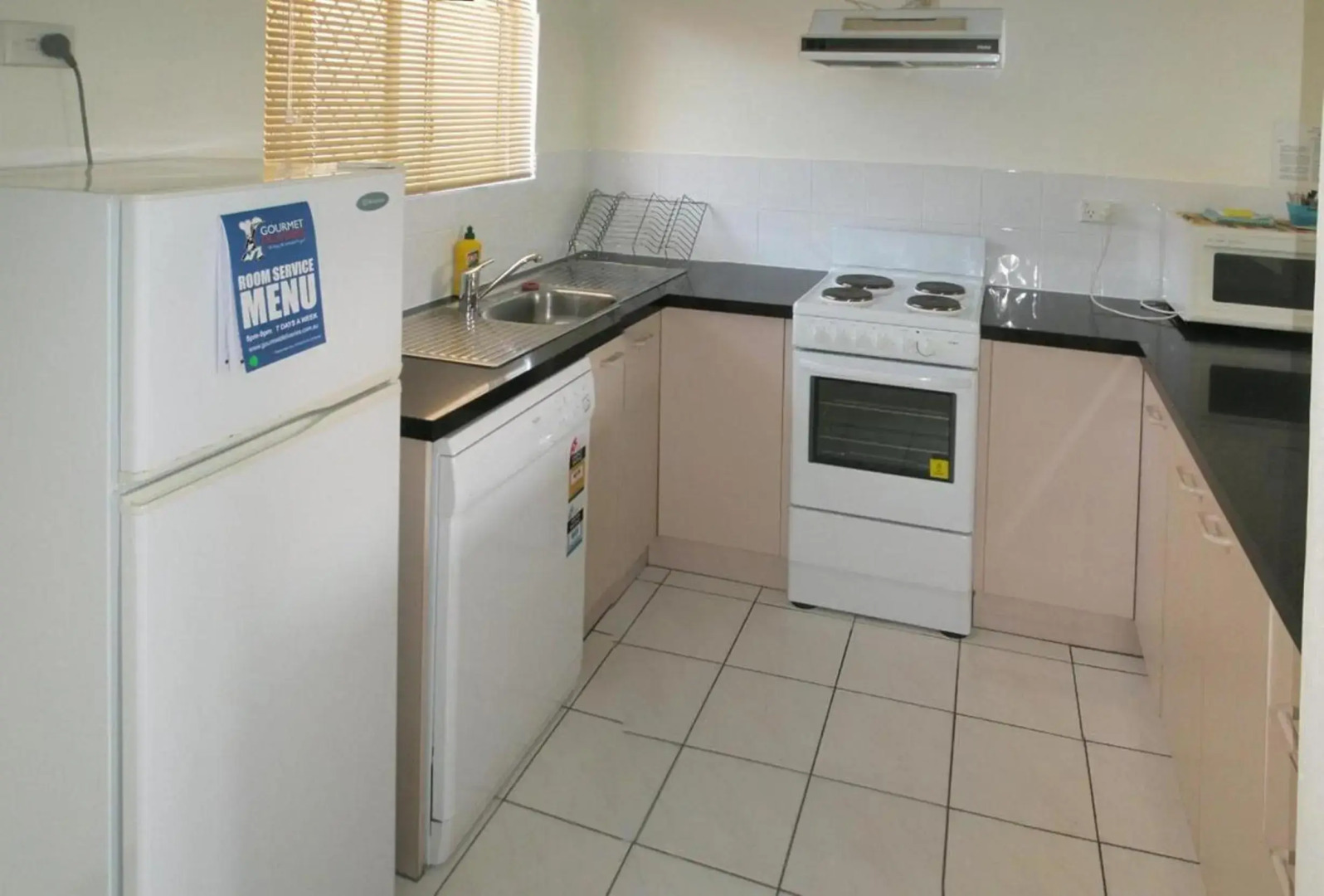 Tradewinds McLeod Holiday Apartments