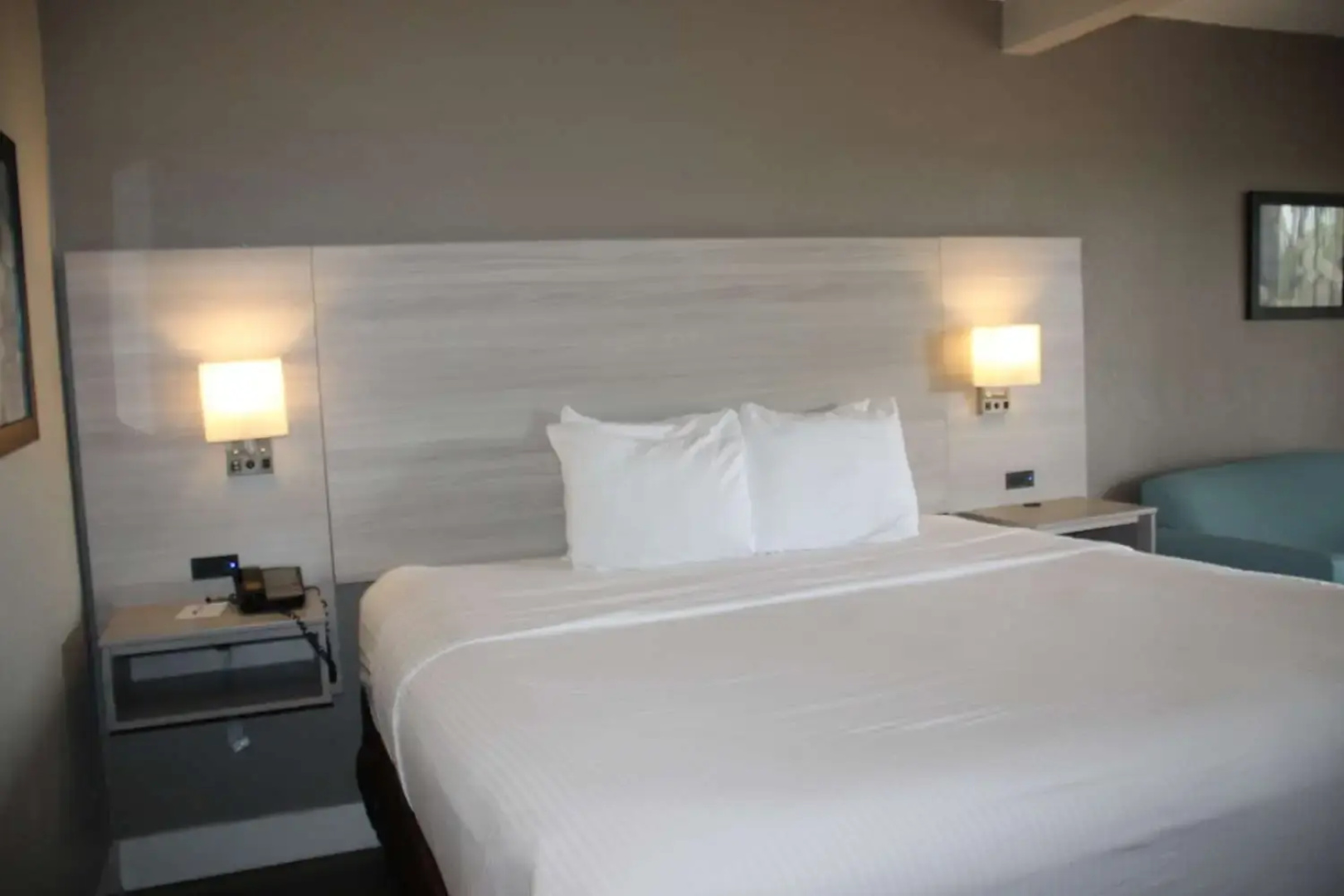 Boca Suites Deerfield Beach, SureStay Collection by BW