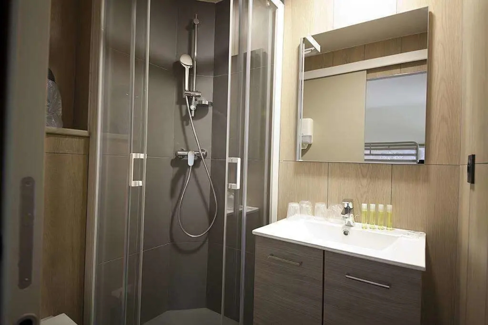 Brit Hotel Essentiel Arverne Clermont Sud