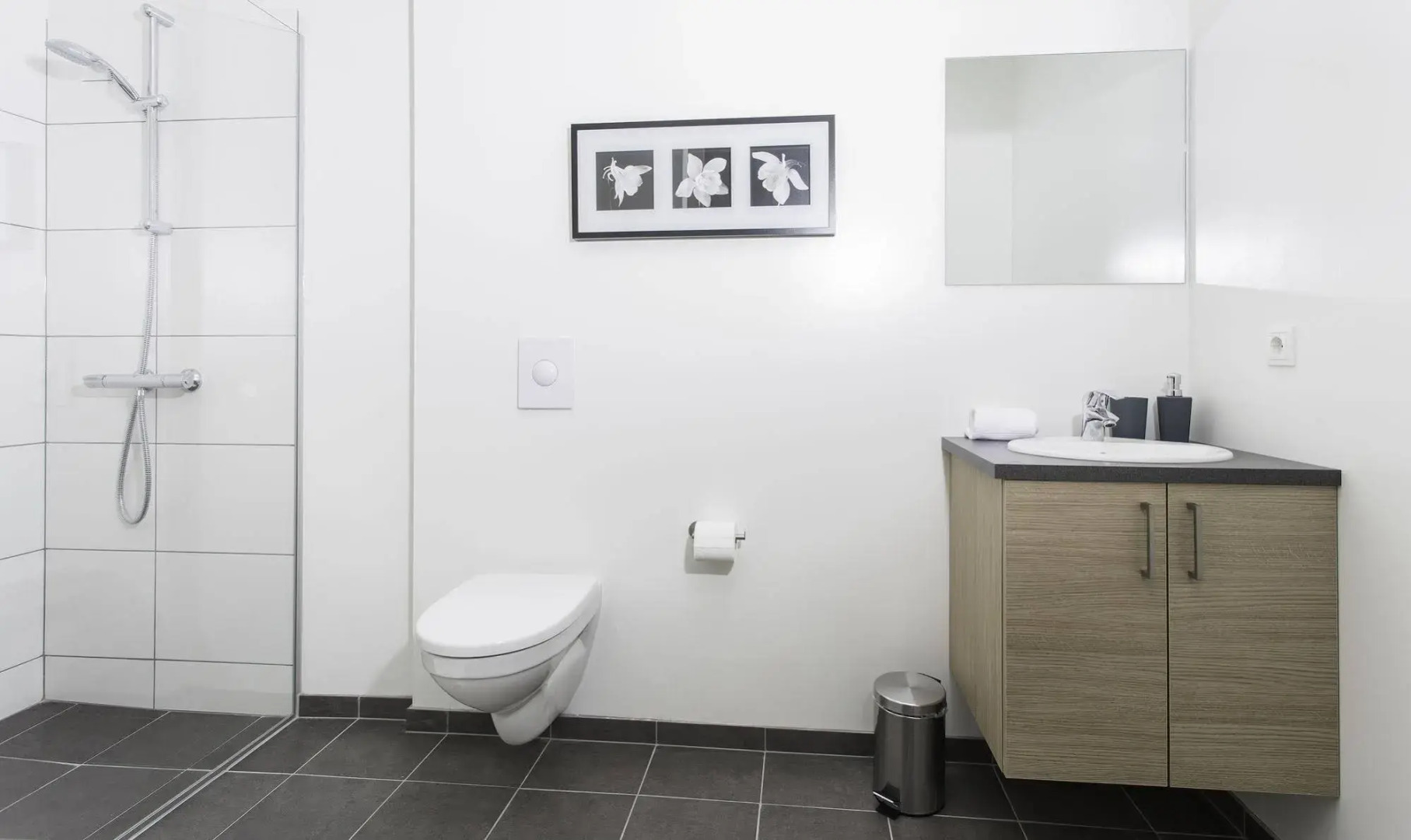 Blue Mountain Apartments by Heimaleiga