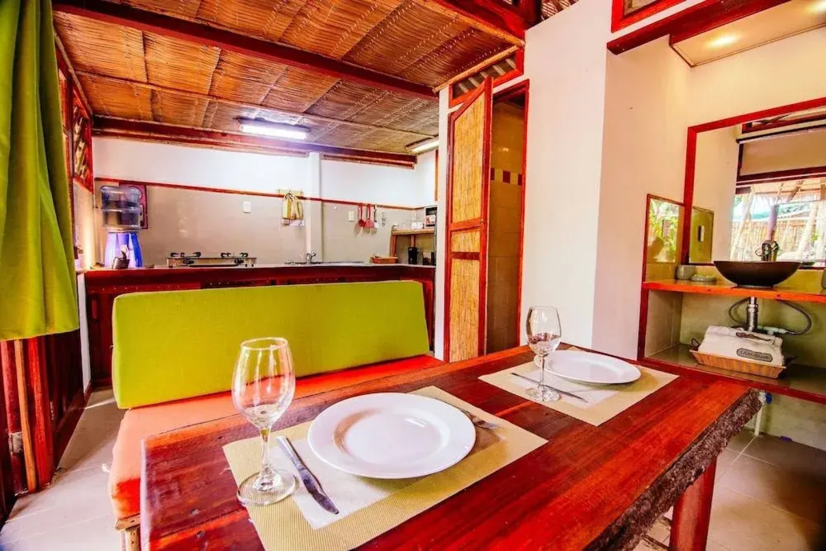 Villa 6 - Luxury 2 Bed Villa - Private Garden