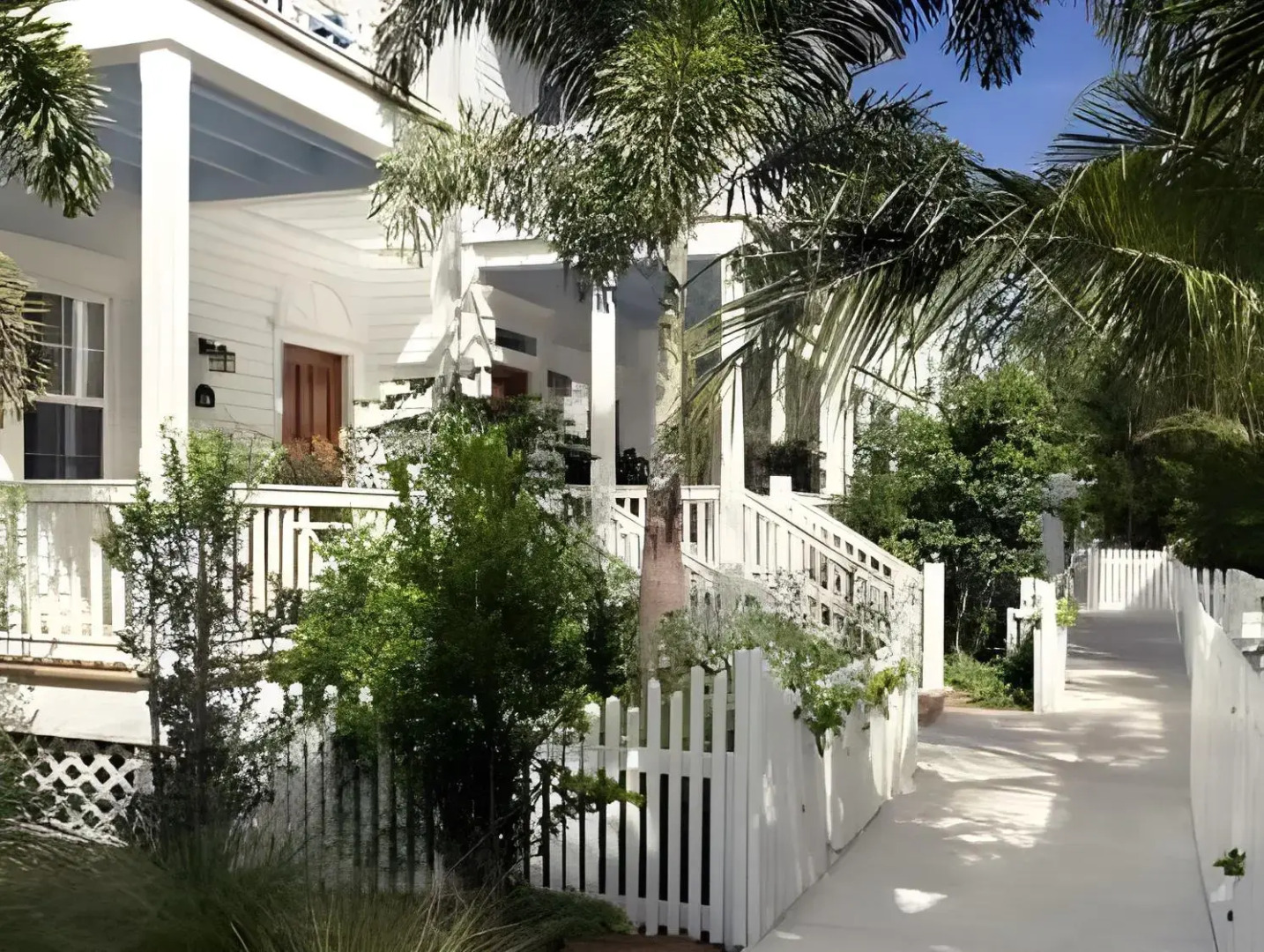 Parrot Key Hotel & Villas