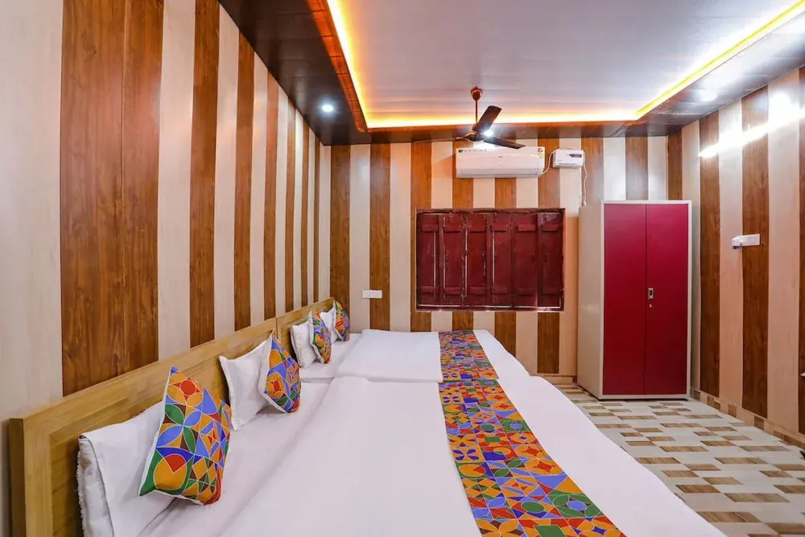 Via Shree Ram Aadhar