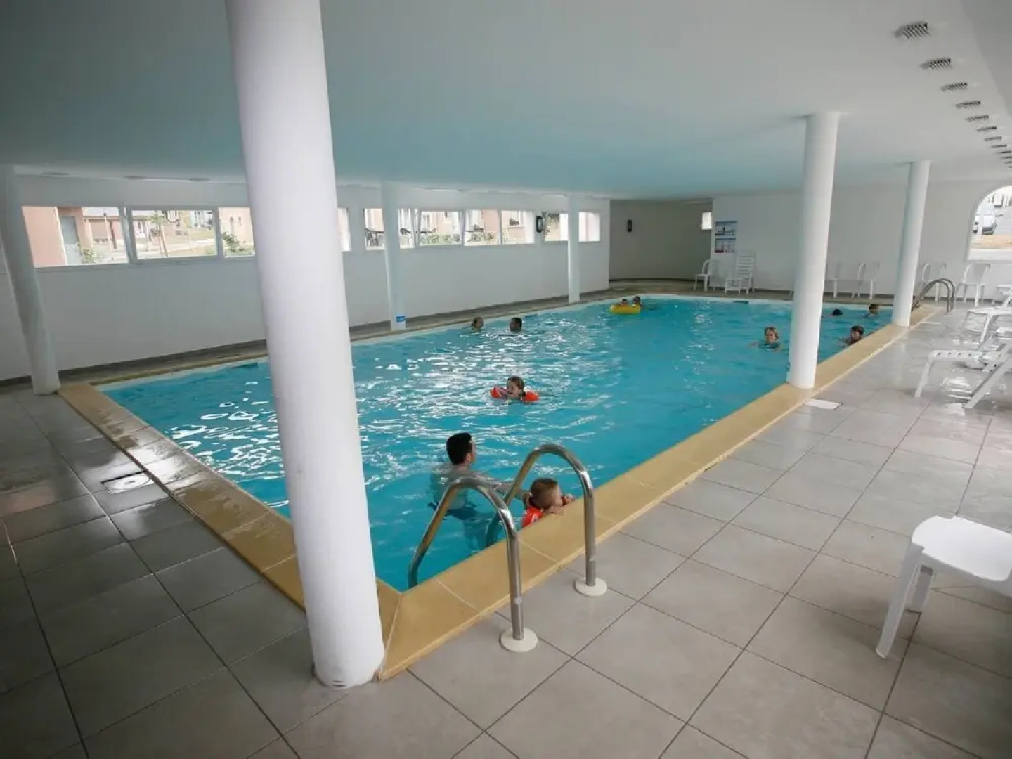 Semi-detached holiday home in beautiful historic Brittany