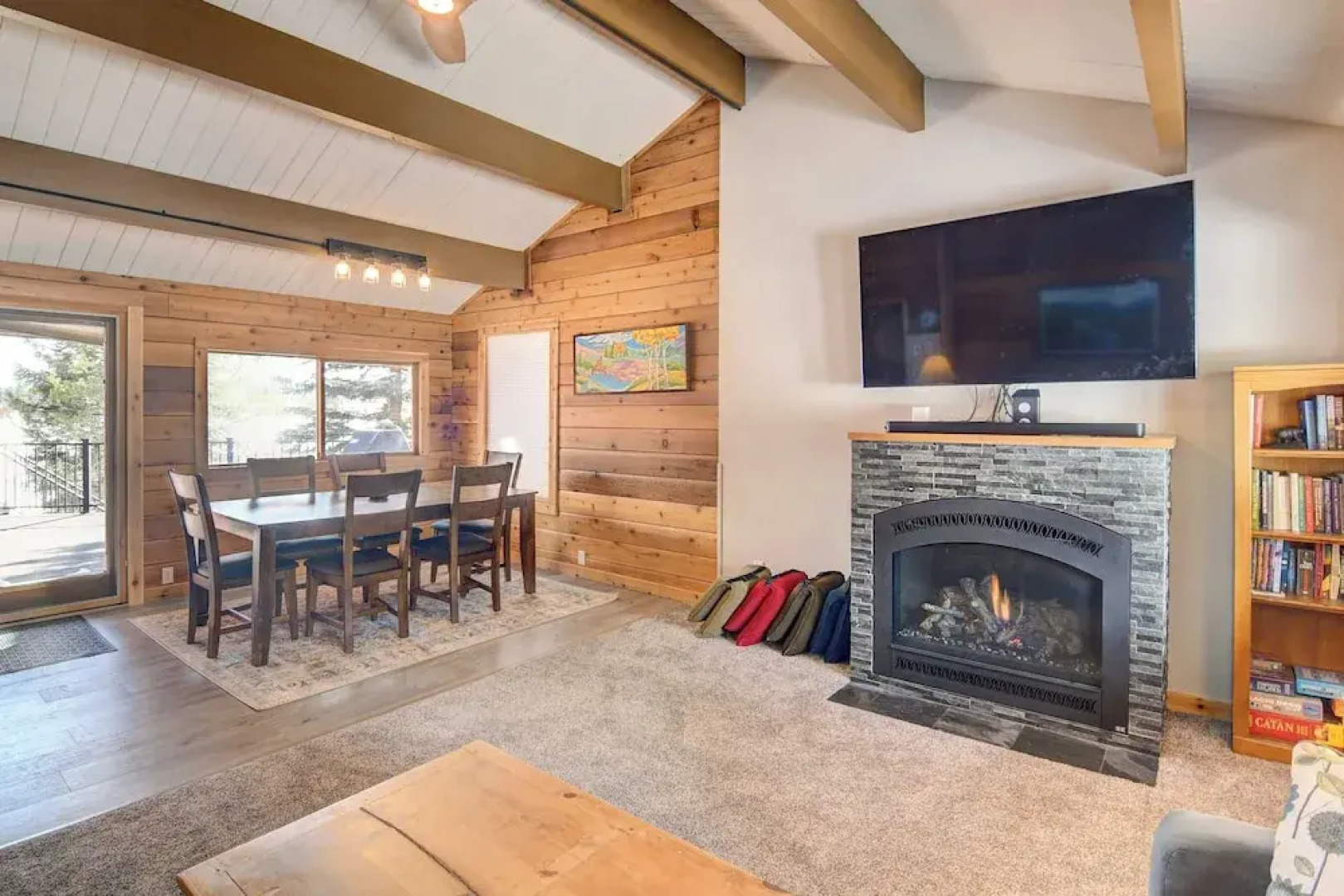 Hot Tub & Mtn Views: Waterfront Grand Lake Cabin!