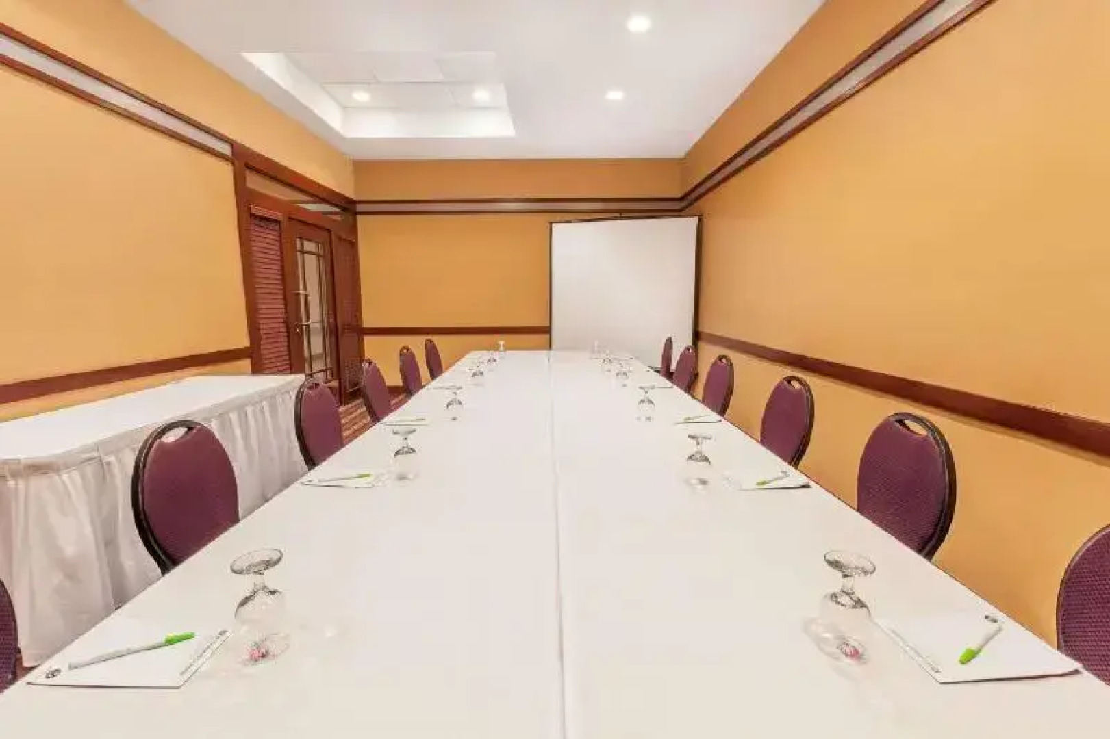 Best Western Plus Sterling Inn