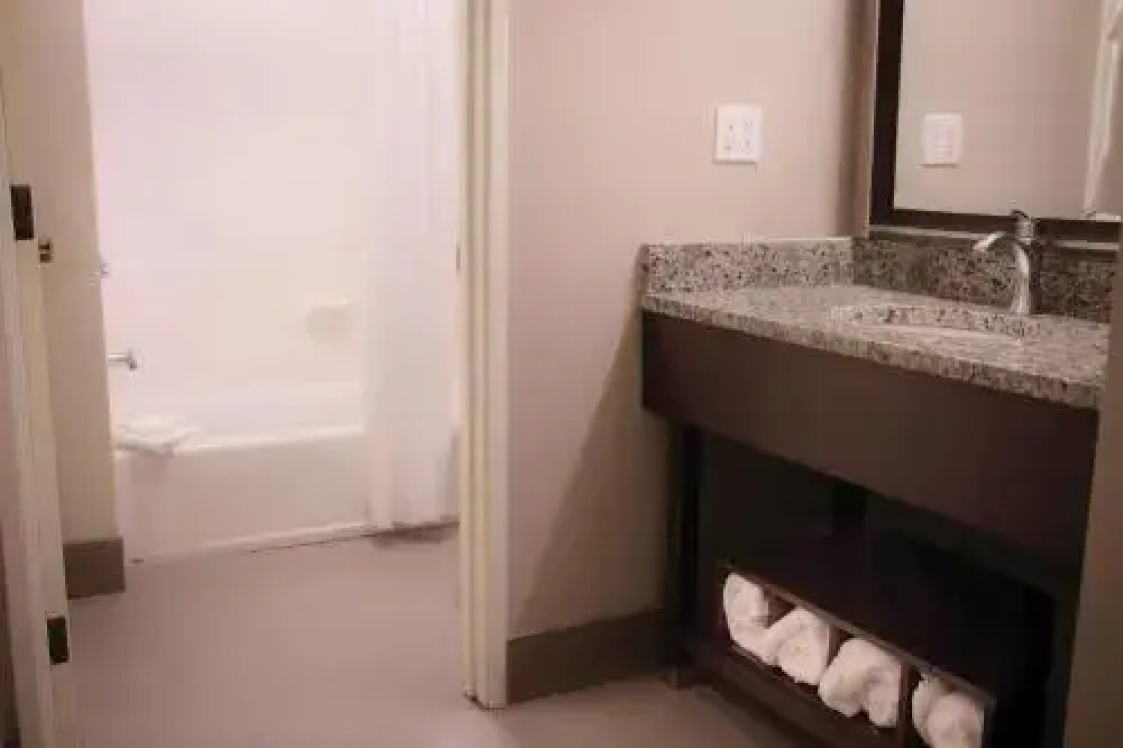 Best Western Plus Kalispell/Glacier Park West Hotel & Suites