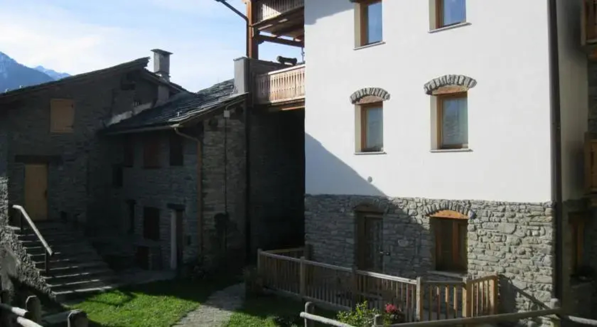 A lancienne fontaine