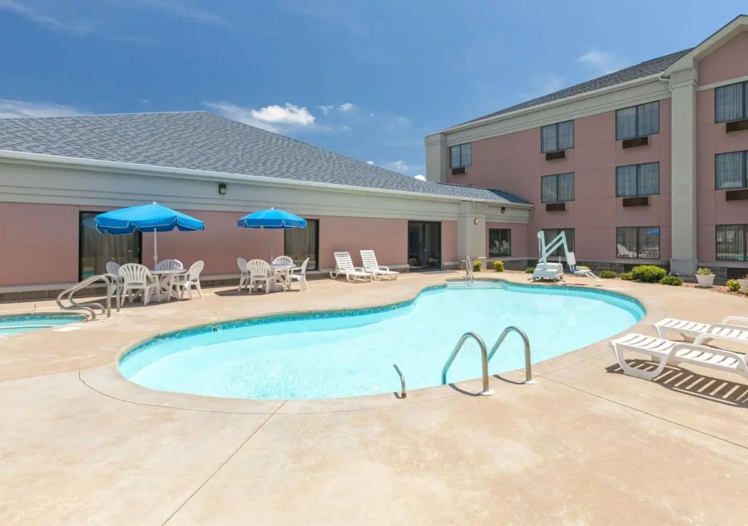 Best Western Prime Inn & Suites