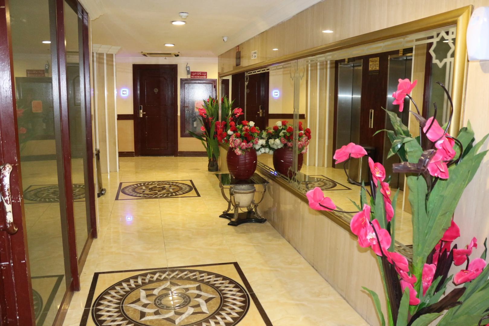 Mariana Hotel