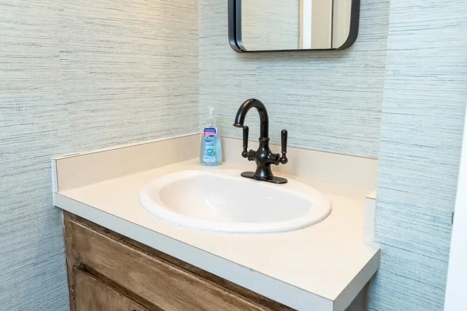 Ski-in out Mountain Home-jacuzzi Sauna Wintergreen