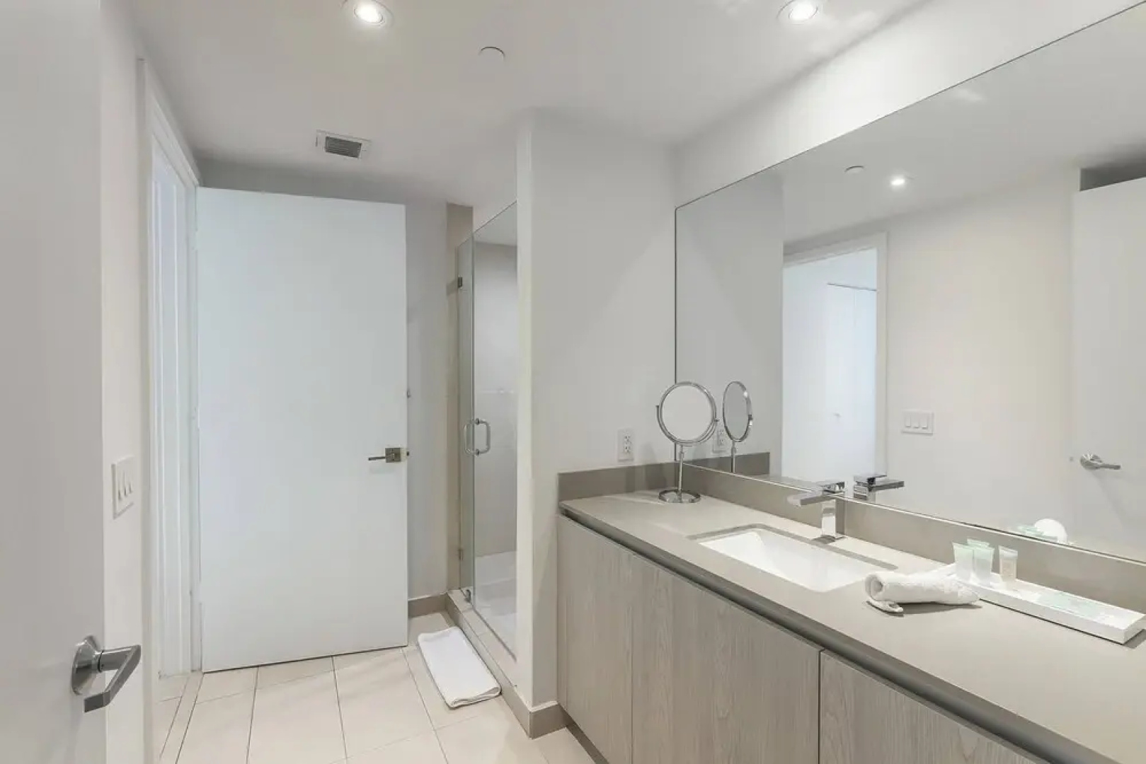 Hyde Resort Apartments by SV Rentals