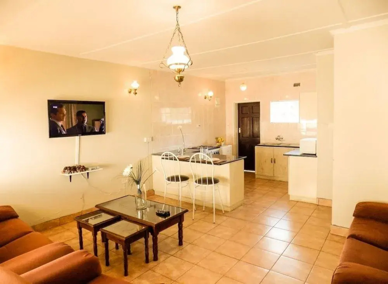 Mavuna Guest Lodge & Conference Centre