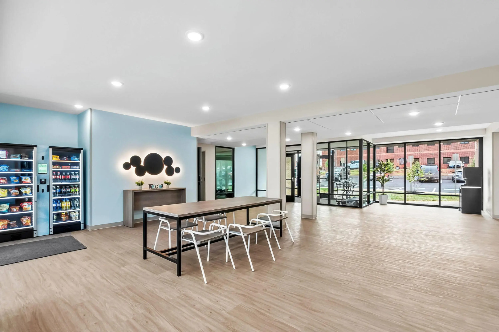 ECHO Suites Extended Stay by Wyndham Sterling