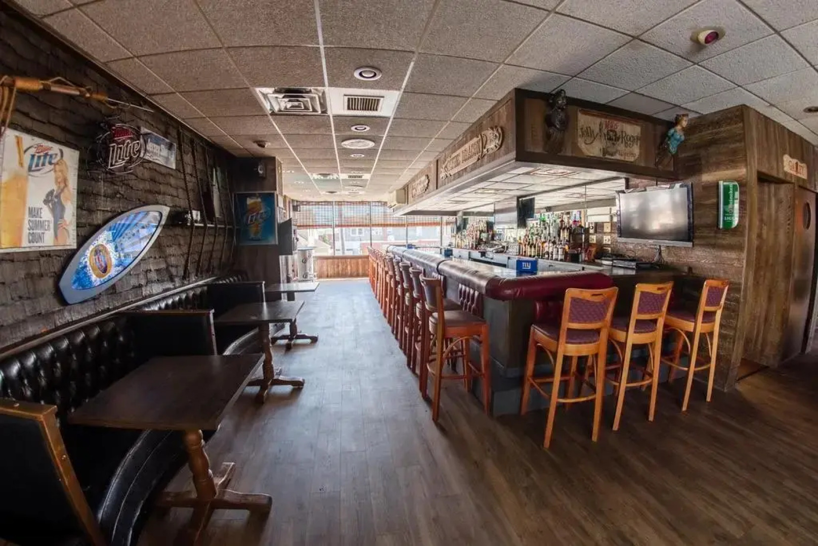 Windjammer Motor Inn