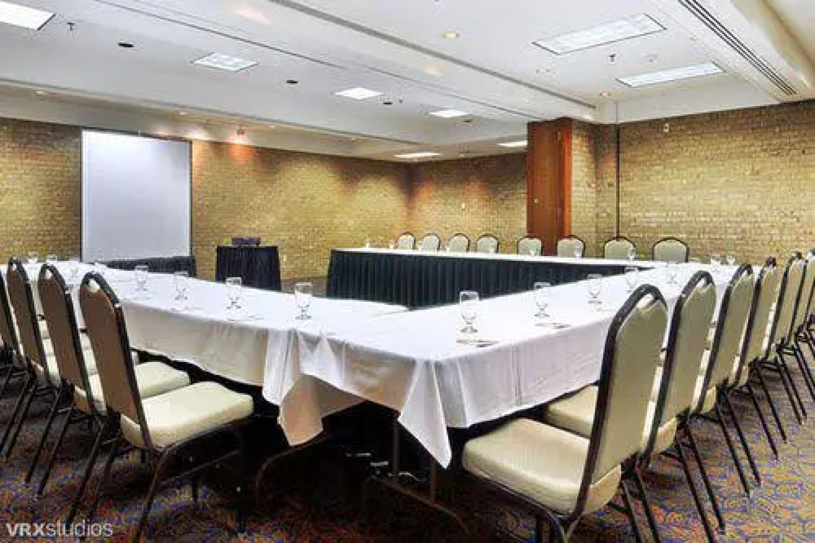 Clock Tower Resort and Conference Center - Rockford